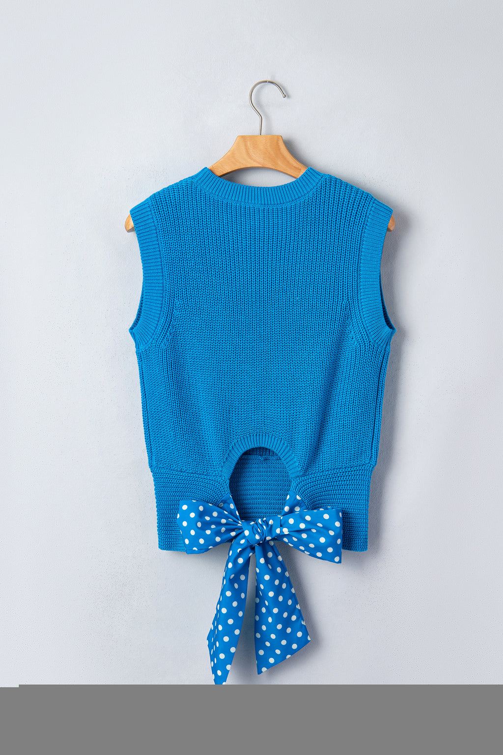 The Bluebell Bow Tank