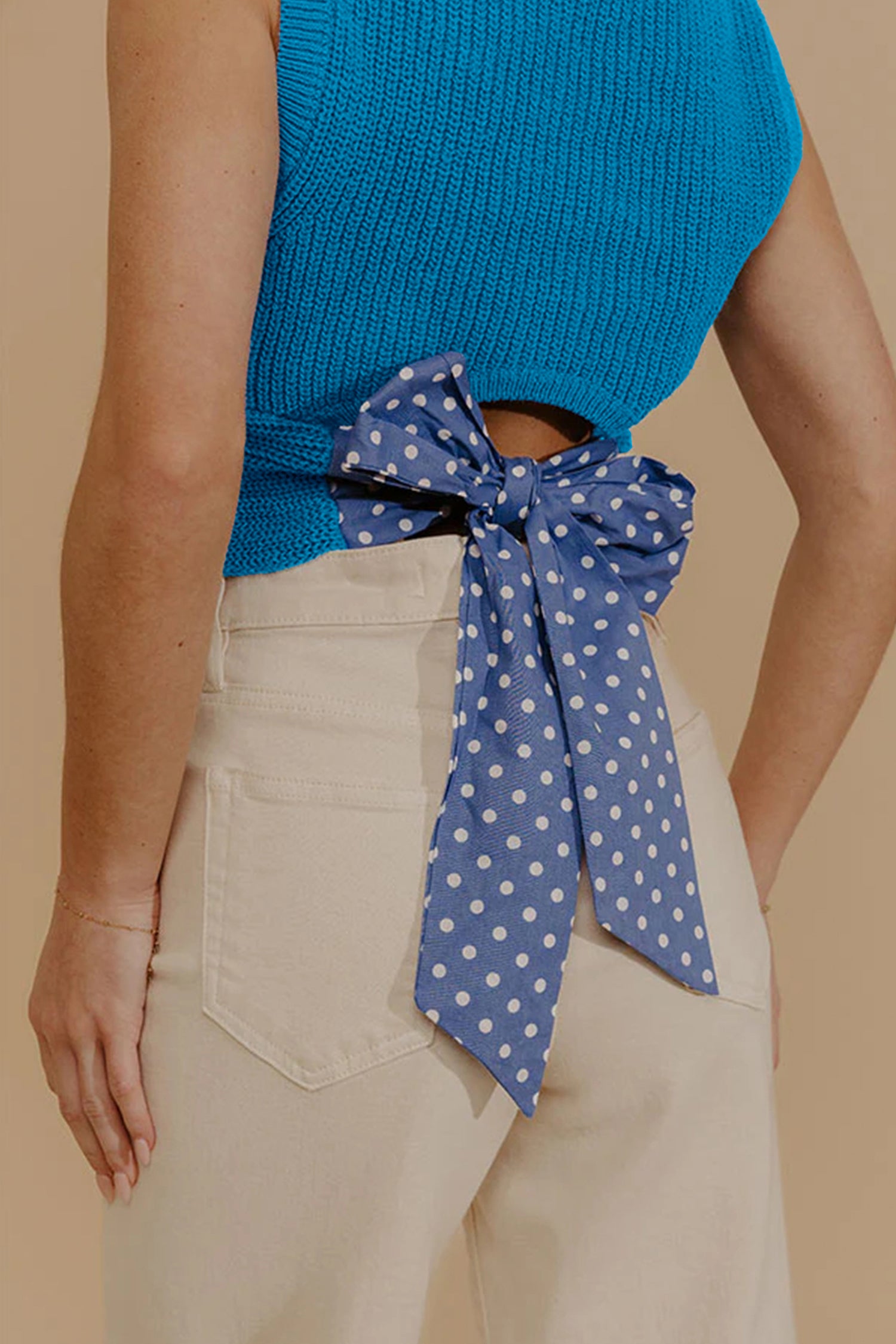 The Bluebell Bow Tank